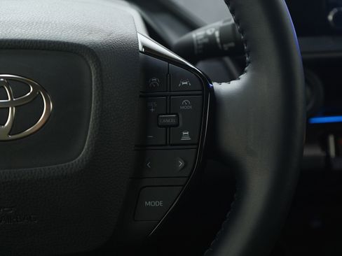 Used 2024 Toyota Prius XLE image 25