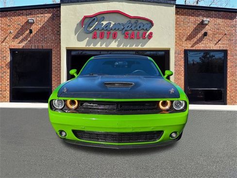 Used 2017 Dodge Challenger T/A image 5
