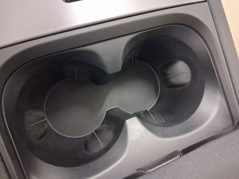 New 2025 Land Rover Discovery Sport S image 28