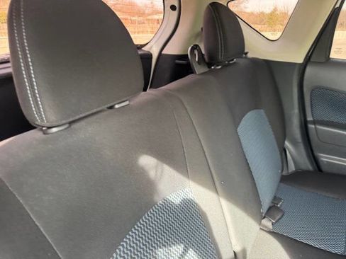 Used 2017 Nissan Versa Note SV image 20