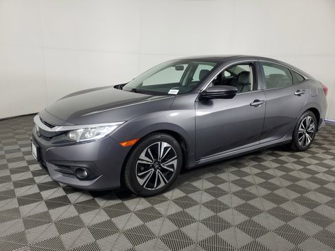Used 2016 Honda Civic EX-T image 8