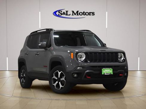 Certified 2021 Jeep Renegade Trailhawk w/ Trailer Tow Group AWD/4WD image 2