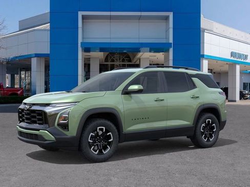 New 2026 Chevrolet Equinox ACTIV image 2