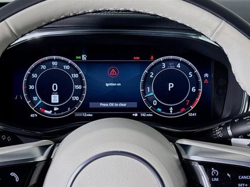 Used 2025 Jaguar F-PACE R-Dynamic S image 13