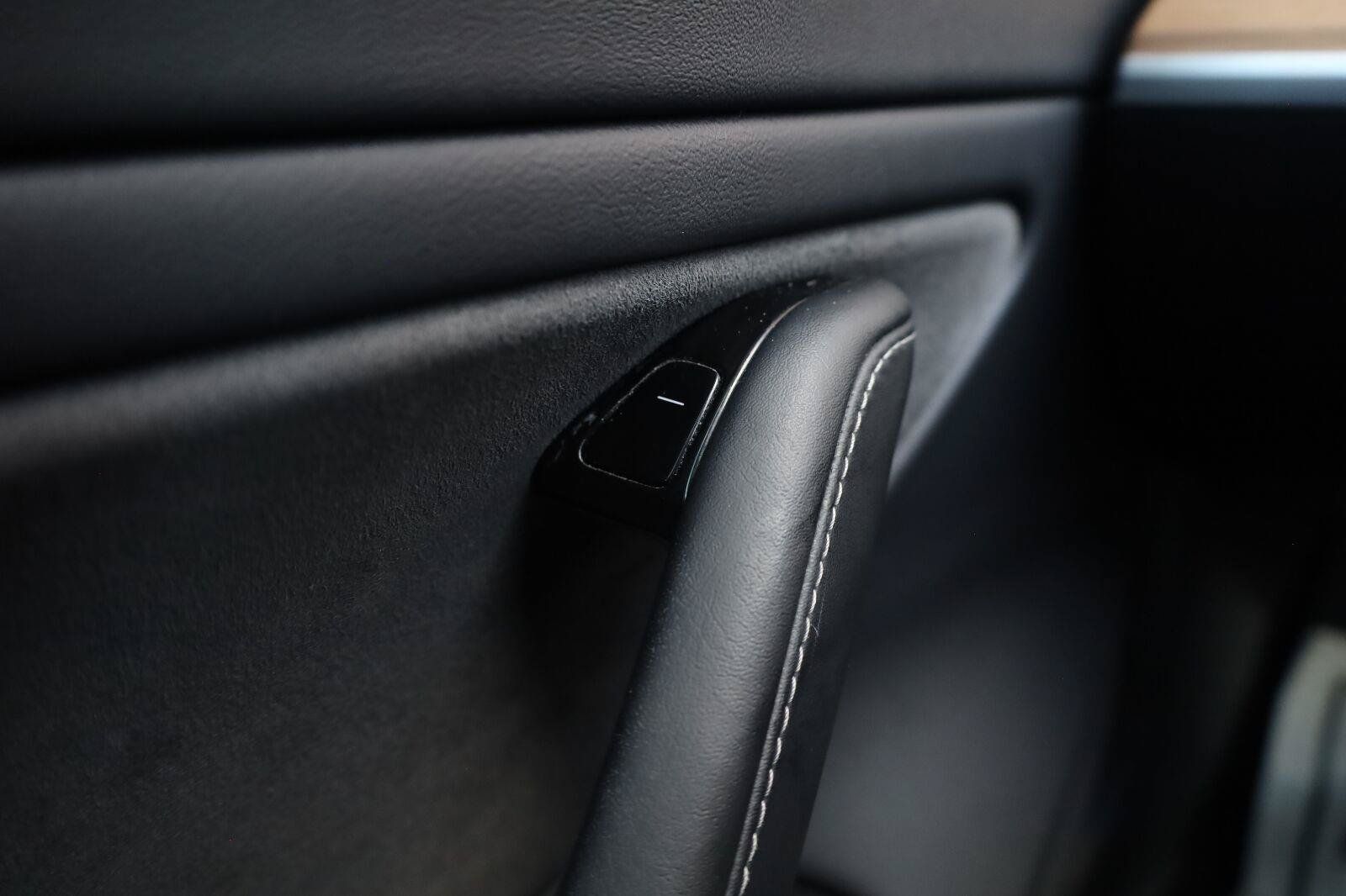 Used 2018 Tesla Model 3 Mid Range RWD image 38