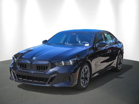 New 2026 BMW 530i w/ M Sport Package image 2