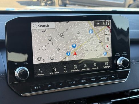 Used 2024 Mitsubishi Outlander 4WD Plug-In Hybrid image 23