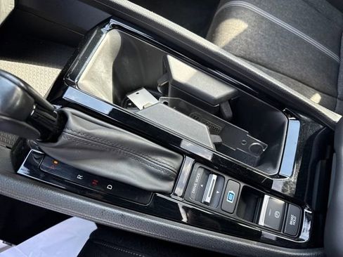 Used 2023 Honda Accord Sport image 11