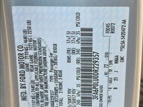 Used 2013 Ford Fusion SE FWD image 17