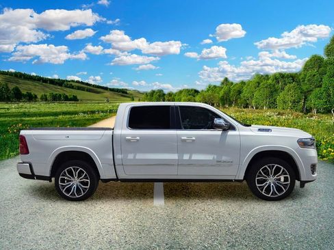 Used 2025 RAM 1500 Tungsten AWD/4WD image 7