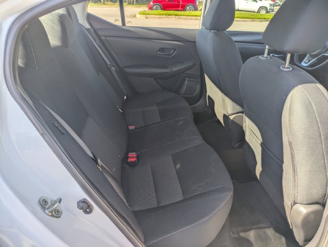 Used 2024 Nissan Sentra SV FWD image 24