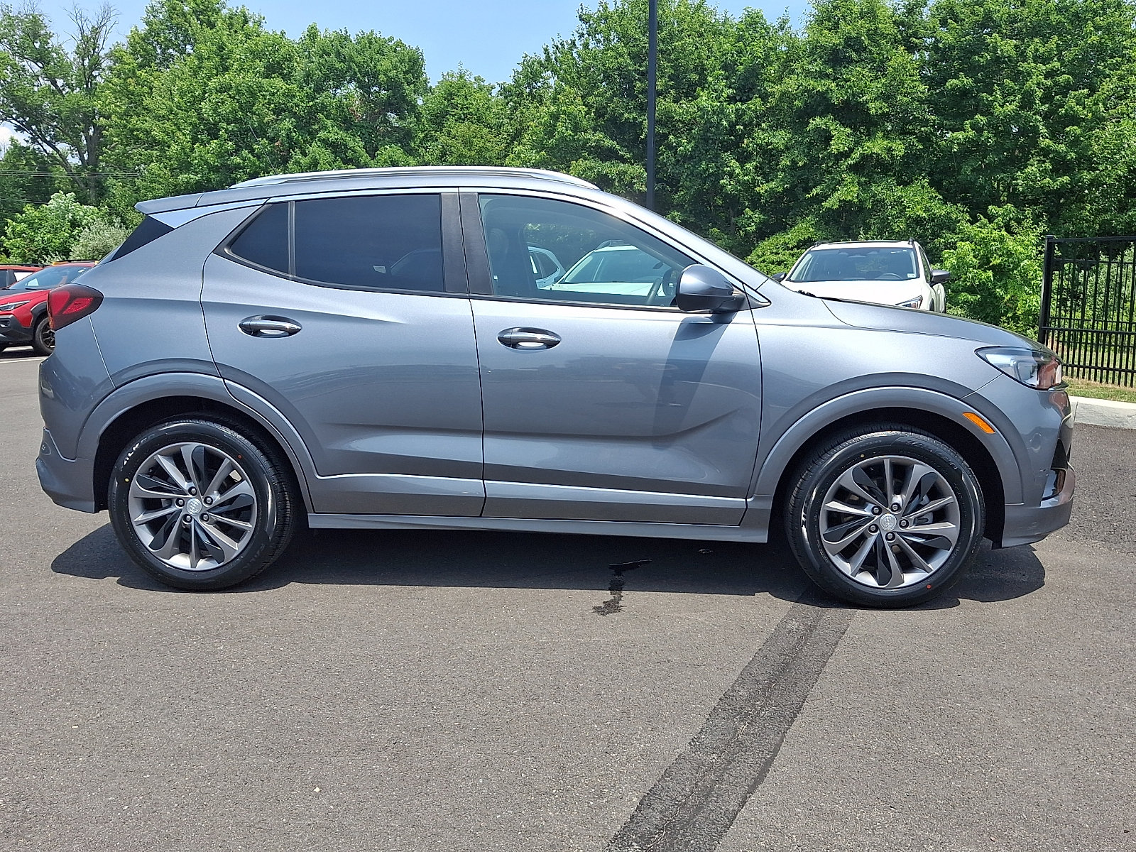 Used 2021 Buick Encore GX Select w/ Experience Buick Package FWD image 8