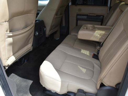 Used 2016 Ford F350 Lariat w/ Lariat Interior Package AWD/4WD image 24