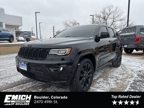 Used 2020 Jeep Grand Cherokee Altitude image 1