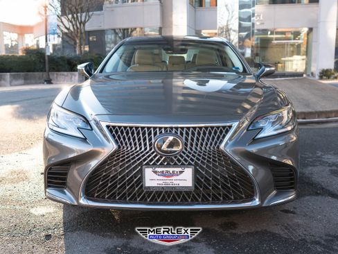 Used 2018 Lexus LS 500 AWD w/ Luxury Package image 2
