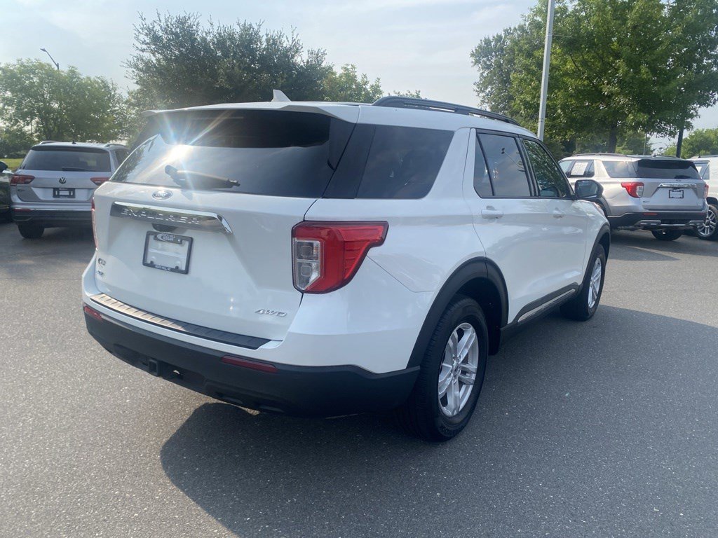 Used 2022 Ford Explorer XLT w/ Class IV Trailer Tow Package AWD/4WD image 5