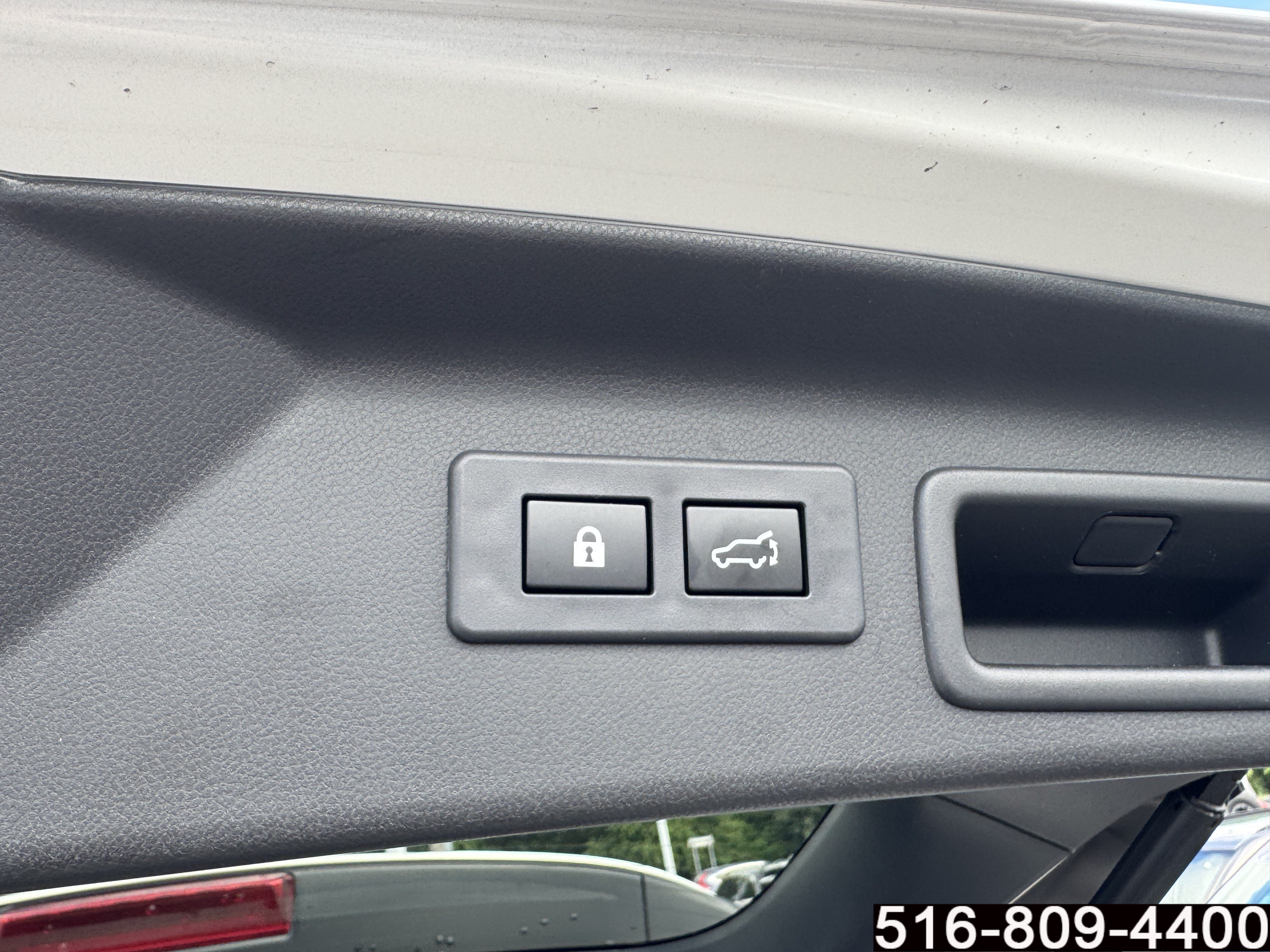 Used 2025 Subaru Forester Limited AWD/4WD image 37