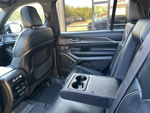 Used 2021 Jeep Grand Cherokee L Overland image 26