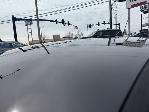 Used 2015 Chevrolet Cruze LT w/ Technology Package image 9