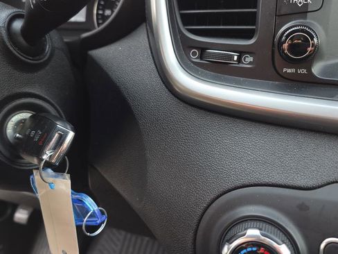 Used 2019 Kia Sorento LX w/ LX Convenience Package image 25