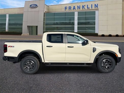 New 2025 Ford Ranger XLT w/ FX4 Off-Road Package image 8