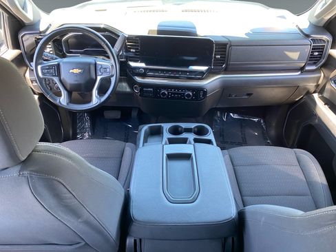 Used 2025 Chevrolet Silverado 1500 LT AWD/4WD image 10