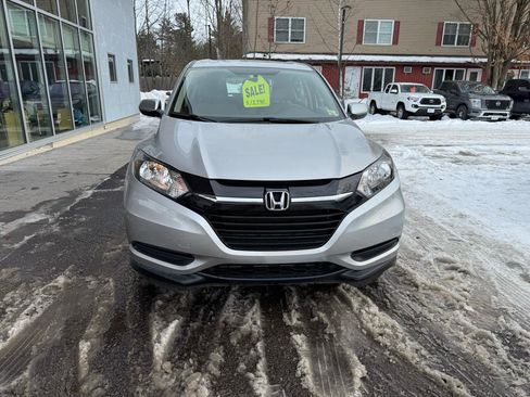 Used 2016 Honda HR-V LX image 8