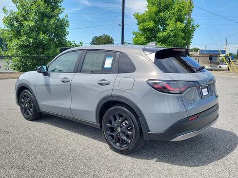 Certified 2025 Honda HR-V Sport image 6