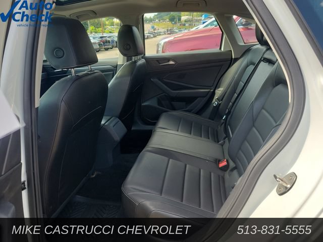 Used 2022 Volkswagen Jetta SE FWD image 25