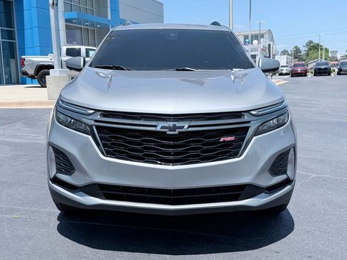Used 2023 Chevrolet Equinox RS FWD image 3