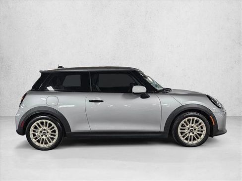 Certified 2025 MINI Cooper S image 4