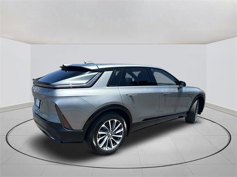 New 2025 Cadillac Lyriq Sport image 5