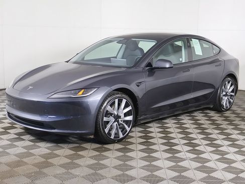 Used 2024 Tesla Model 3 Long Range RWD image 12