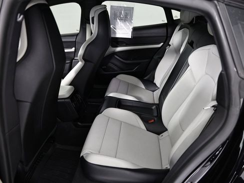 Certified 2024 Porsche Taycan image 26