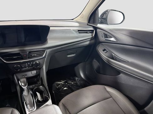 Used 2024 Buick Encore GX Preferred FWD image 23