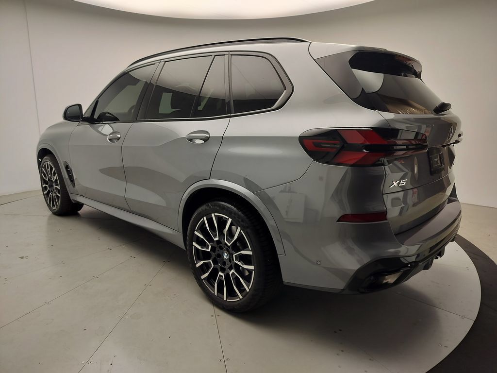 Certified 2024 BMW X5 xDrive40i w/ Executive Package AWD/4WD image 4