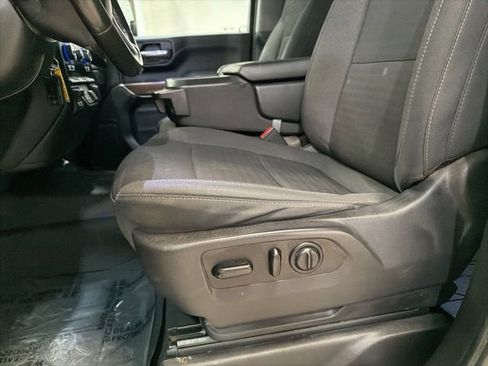 Used 2021 Chevrolet Silverado 2500 LT w/ Fleet Comfort Package AWD/4WD image 11