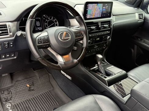 Used 2023 Lexus GX 460 Luxury image 3