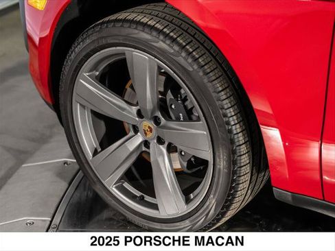 Used 2025 Porsche Macan Turbo AWD/4WD image 14