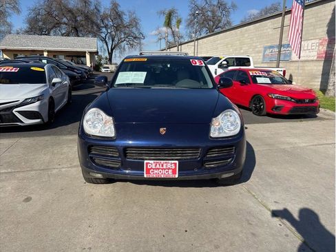 Used 2003 Porsche Cayenne S AWD/4WD image 2