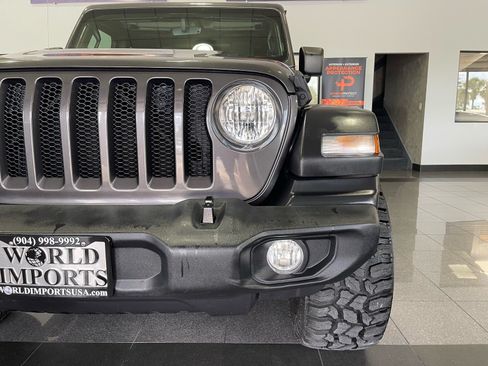Used 2022 Jeep Wrangler Unlimited Sport AWD/4WD image 10