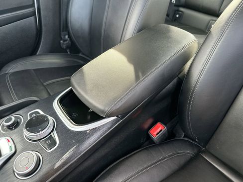 Used 2022 Alfa Romeo Giulia Sprint image 21
