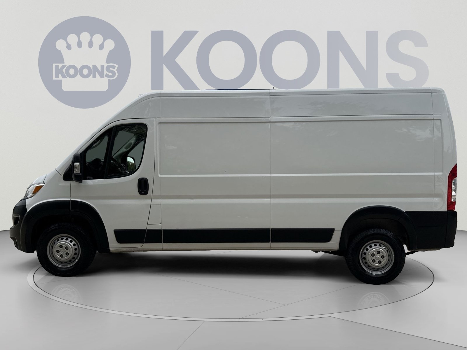Used 2024 RAM ProMaster 2500 w/ Convenience Group FWD image 2