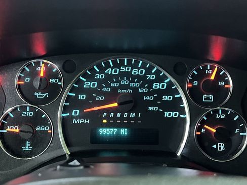 Used 2020 Chevrolet Express 2500 w/ Driver Convenience Package RWD image 18