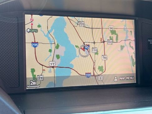 Used 2011 Honda Pilot Touring image 29