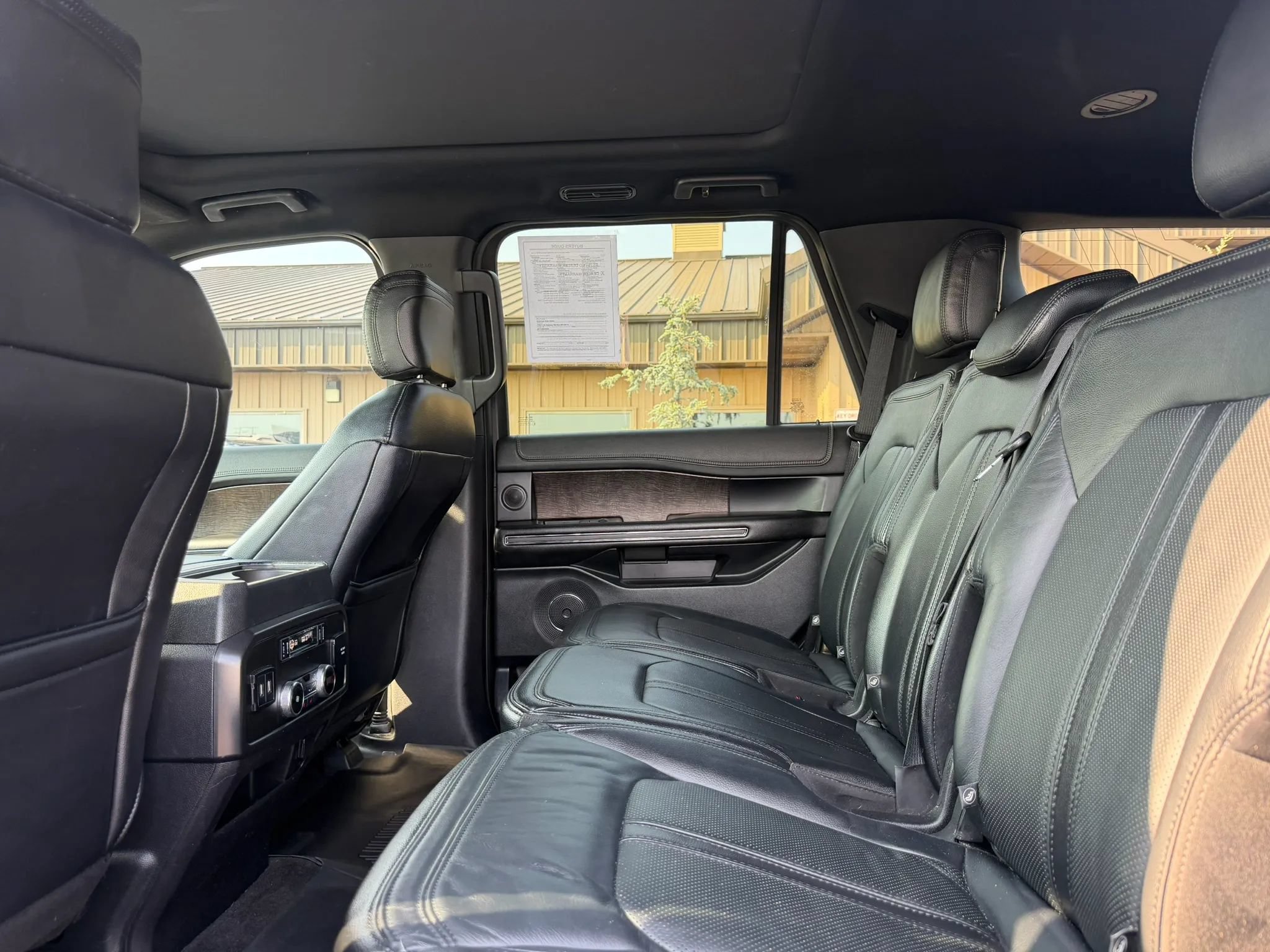 Used 2019 Ford Expedition Limited RWD image 20