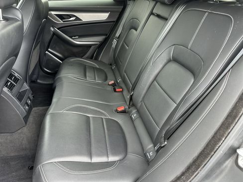 Used 2024 Jaguar F-PACE R-Dynamic S AWD/4WD image 25