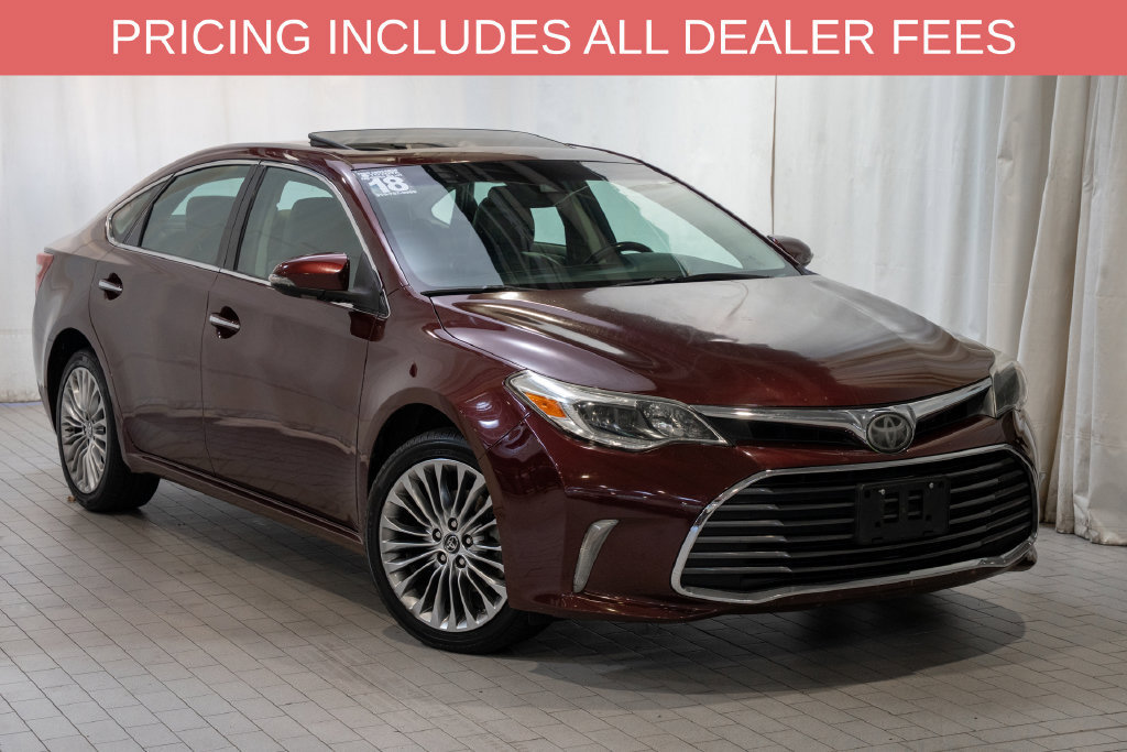 Used 2018 Toyota Avalon Limited FWD image 1