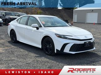 Used 2025 Toyota Camry SE AWD/4WD video 1