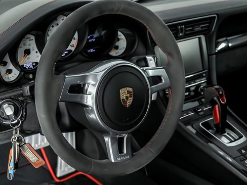 Used 2015 Porsche 911 GT3 RWD image 22
